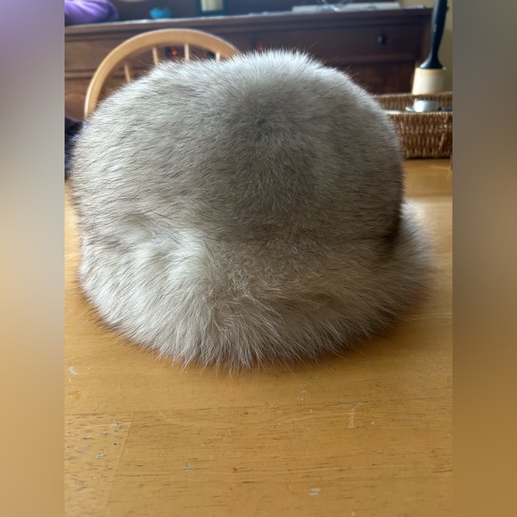 Vintage Simpsons Galerie De La Fourrure Cream Fur Hat - Picture 3 of 13
